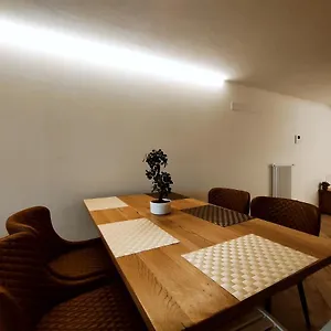 Big House, Rent In Mountain, 55 Min From Verona Appartamento